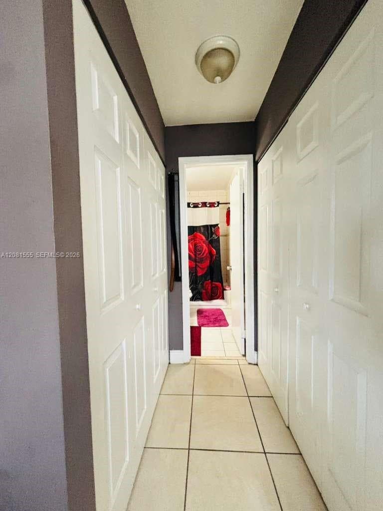 VISTA DEL LAGO CONDO V · #45 in Hialeah - Photo 3