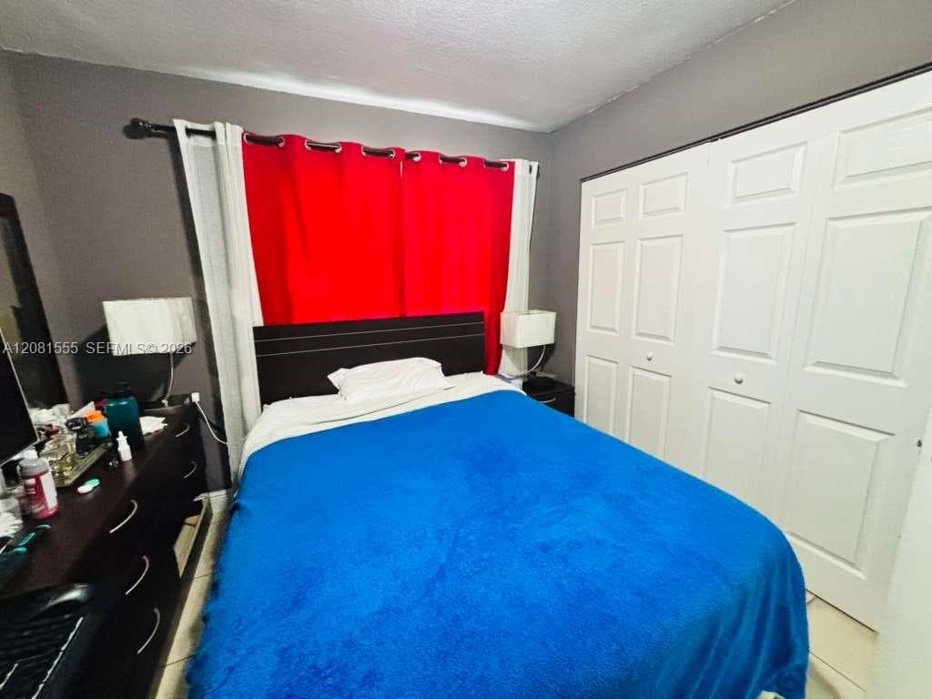 VISTA DEL LAGO CONDO V · #45 in Hialeah - Photo 5
