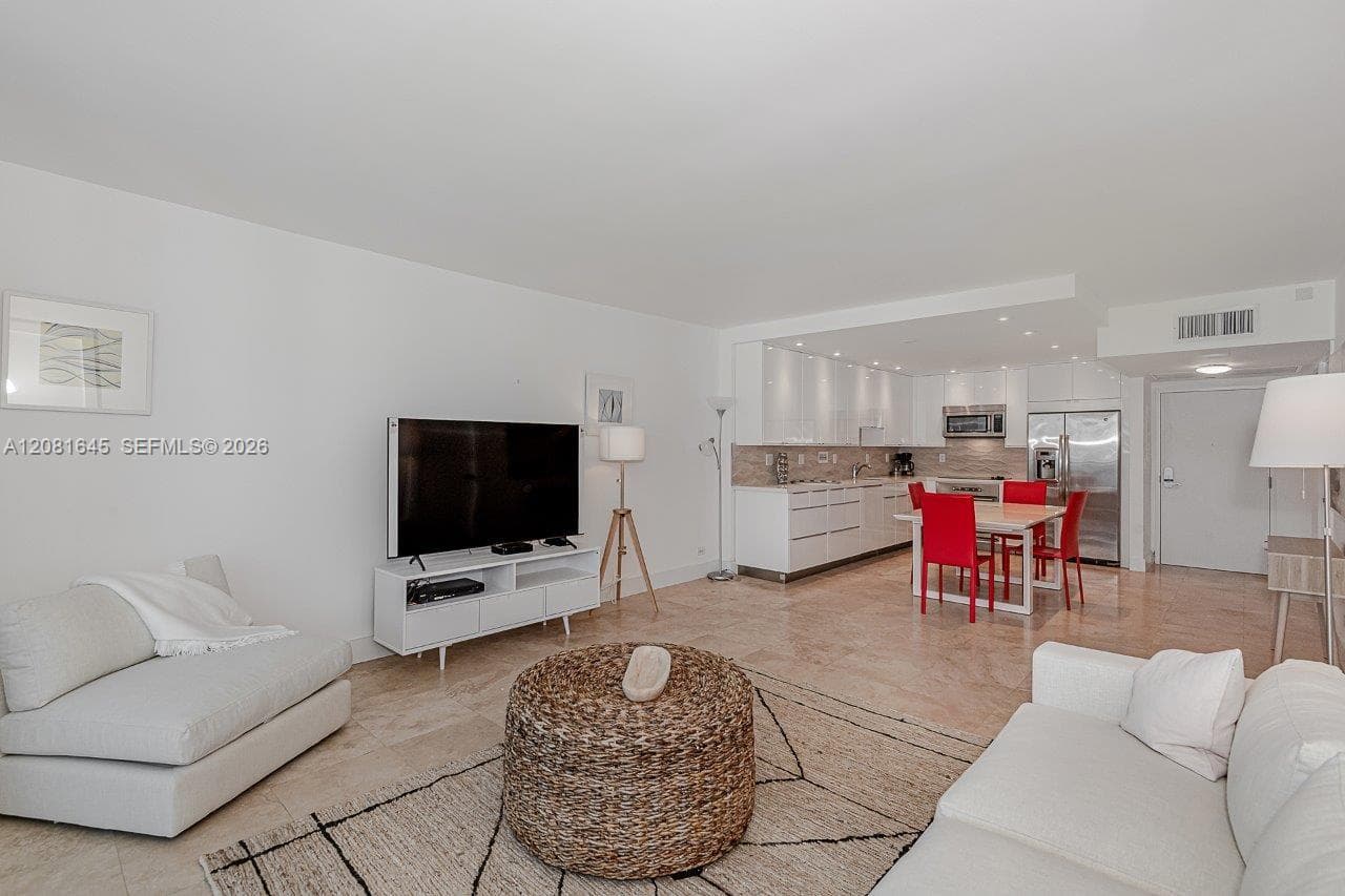 Roney Palace · #1515 in Miami Beach - Photo 2