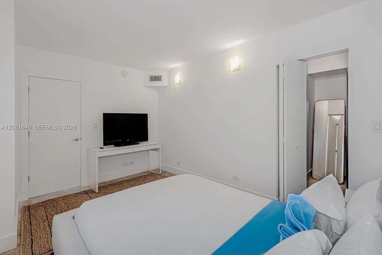 Roney Palace · #1515 in Miami Beach - Photo 8