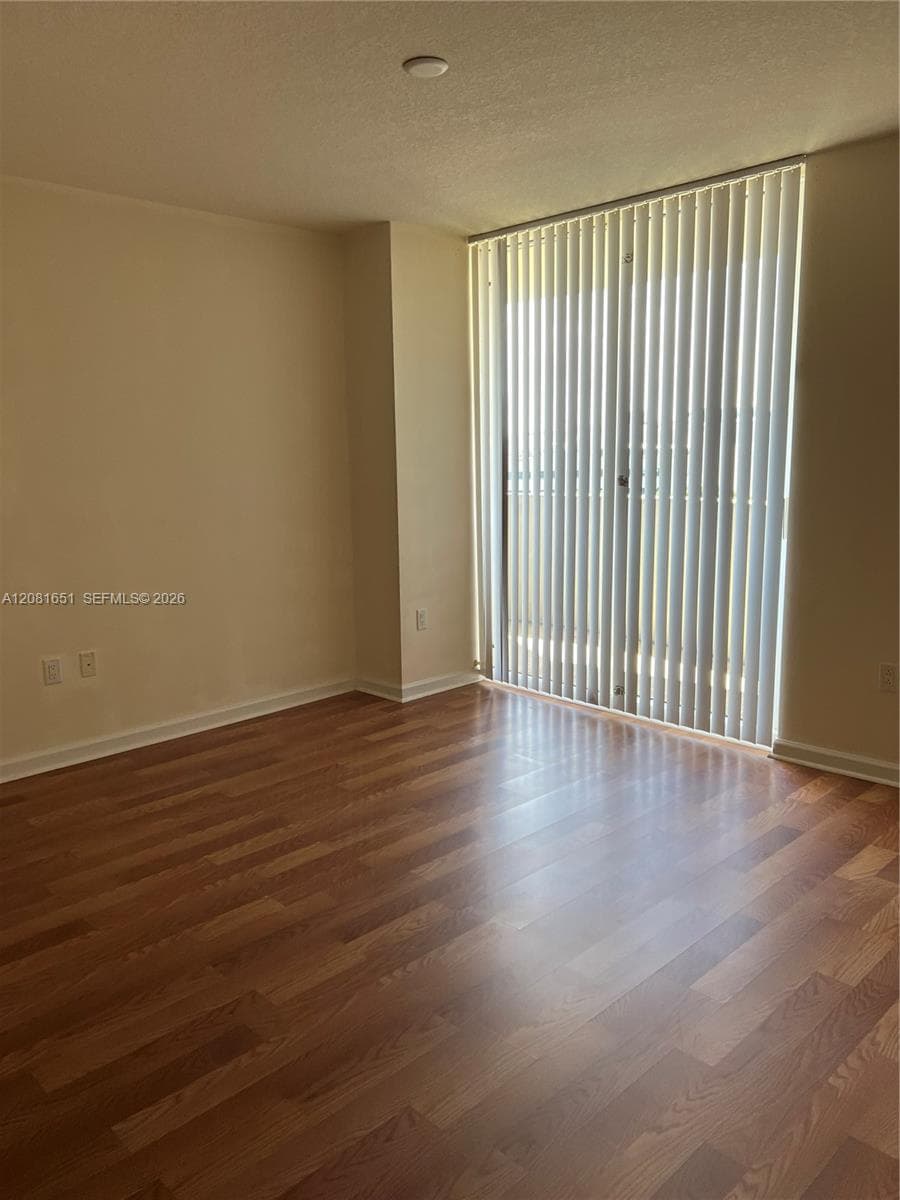 Turnberry on the Green · #611 in Aventura - Photo 20