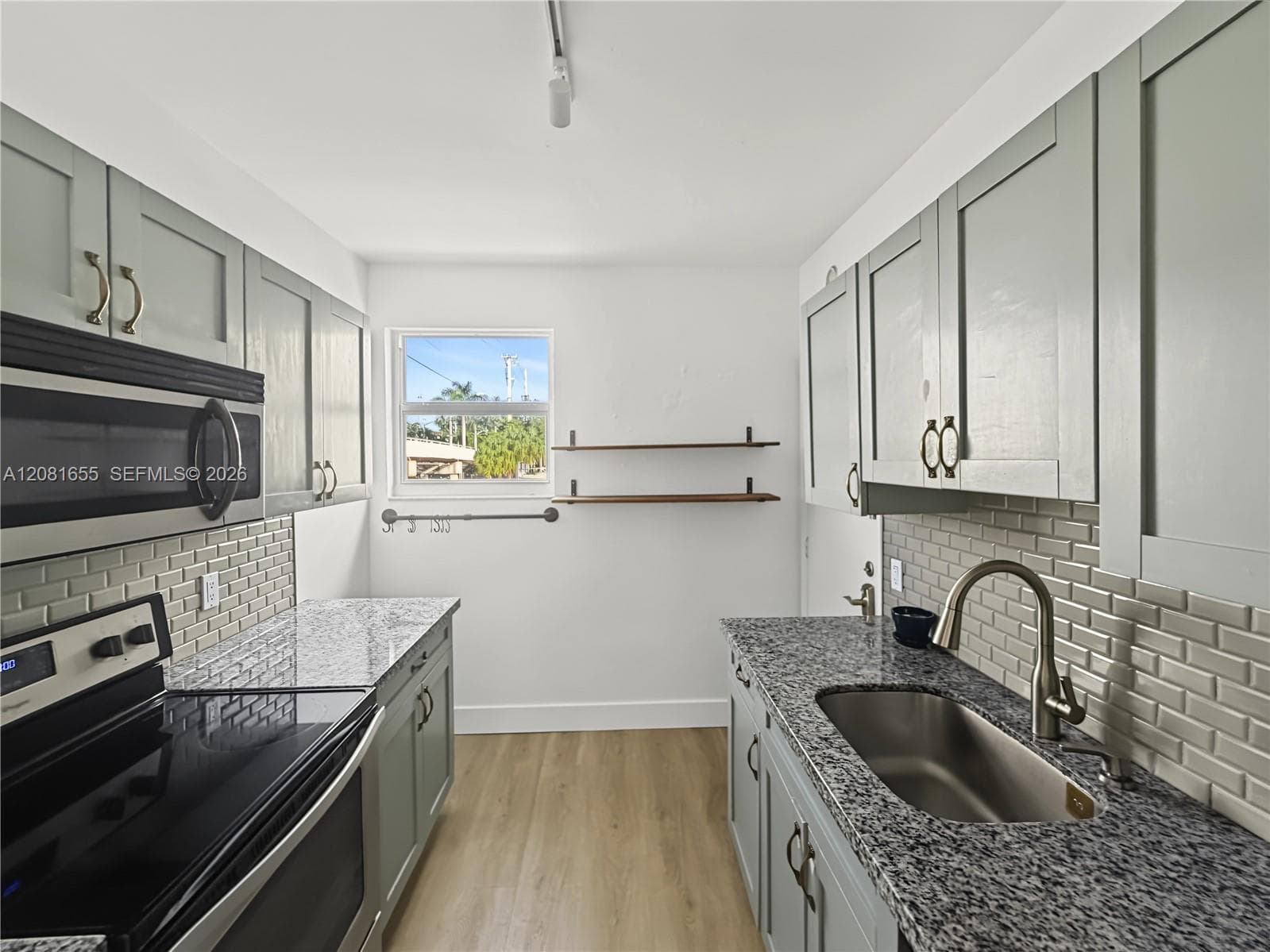 ISLAND POINT SOUTH CONDO · #25 in Miami Beach - Photo 5