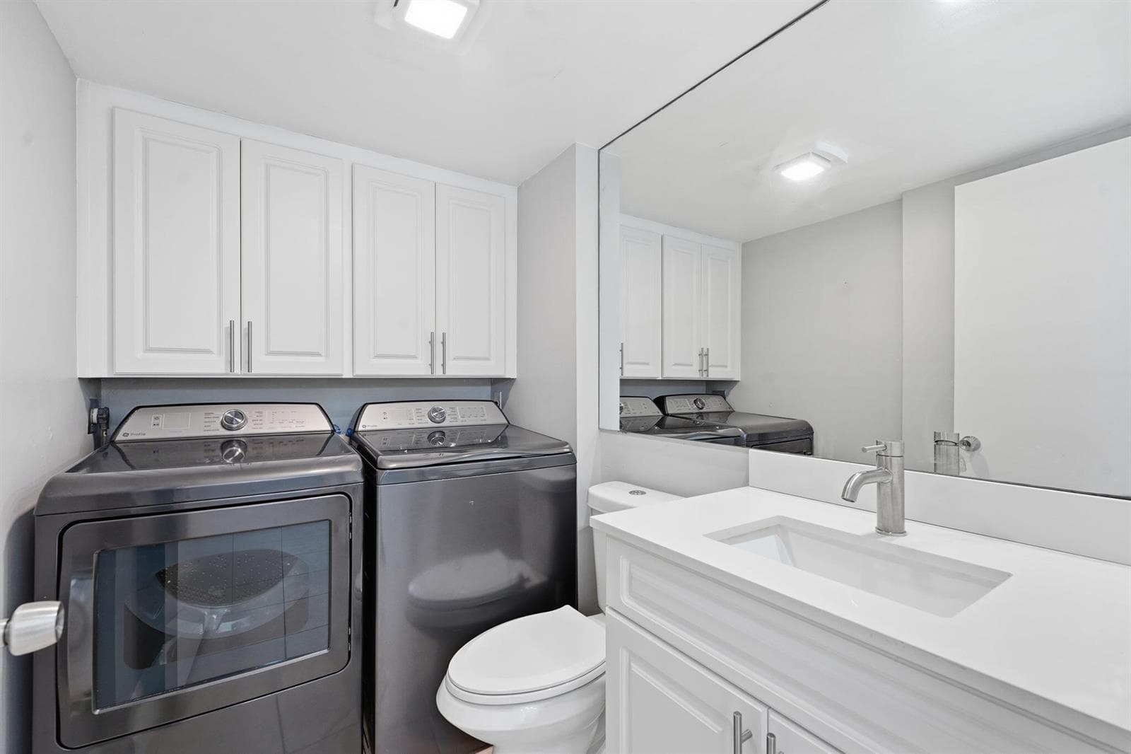 Half Bath | Laundry Room