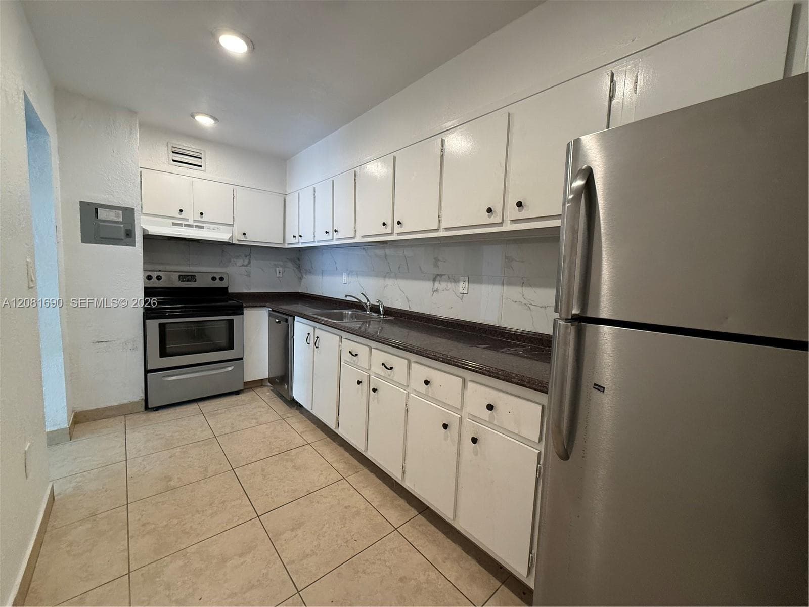 VENETIAN PALMS CONDO · #105-G in Miami - Photo 4