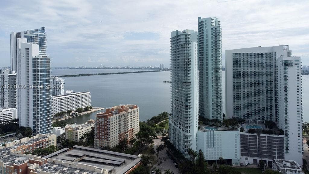 Quantum on the Bay · #2018 in Miami - Photo 23