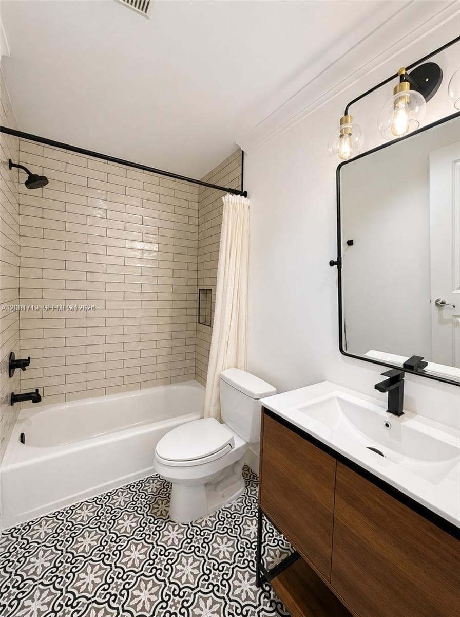 8041 NE Bayshore Ct #8041 photo 23