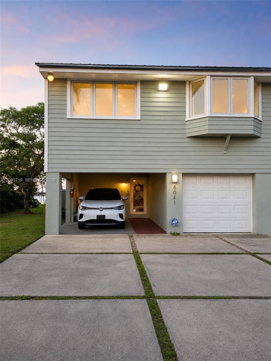 8041 NE Bayshore Ct #8041 photo 2