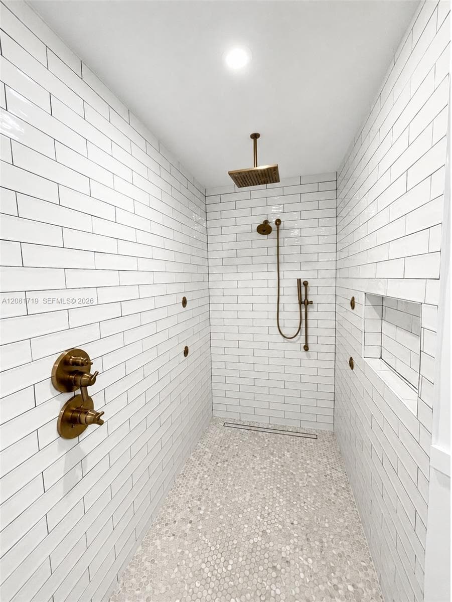 8041 NE Bayshore Ct #8041 photo 17