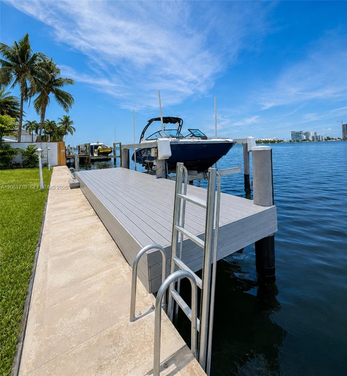 8041 NE Bayshore Ct #8041 photo 5
