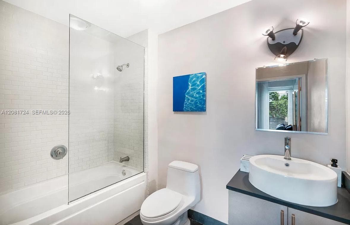 THE MONTCLAIR CONDO · #208 in Miami Beach - Photo 14