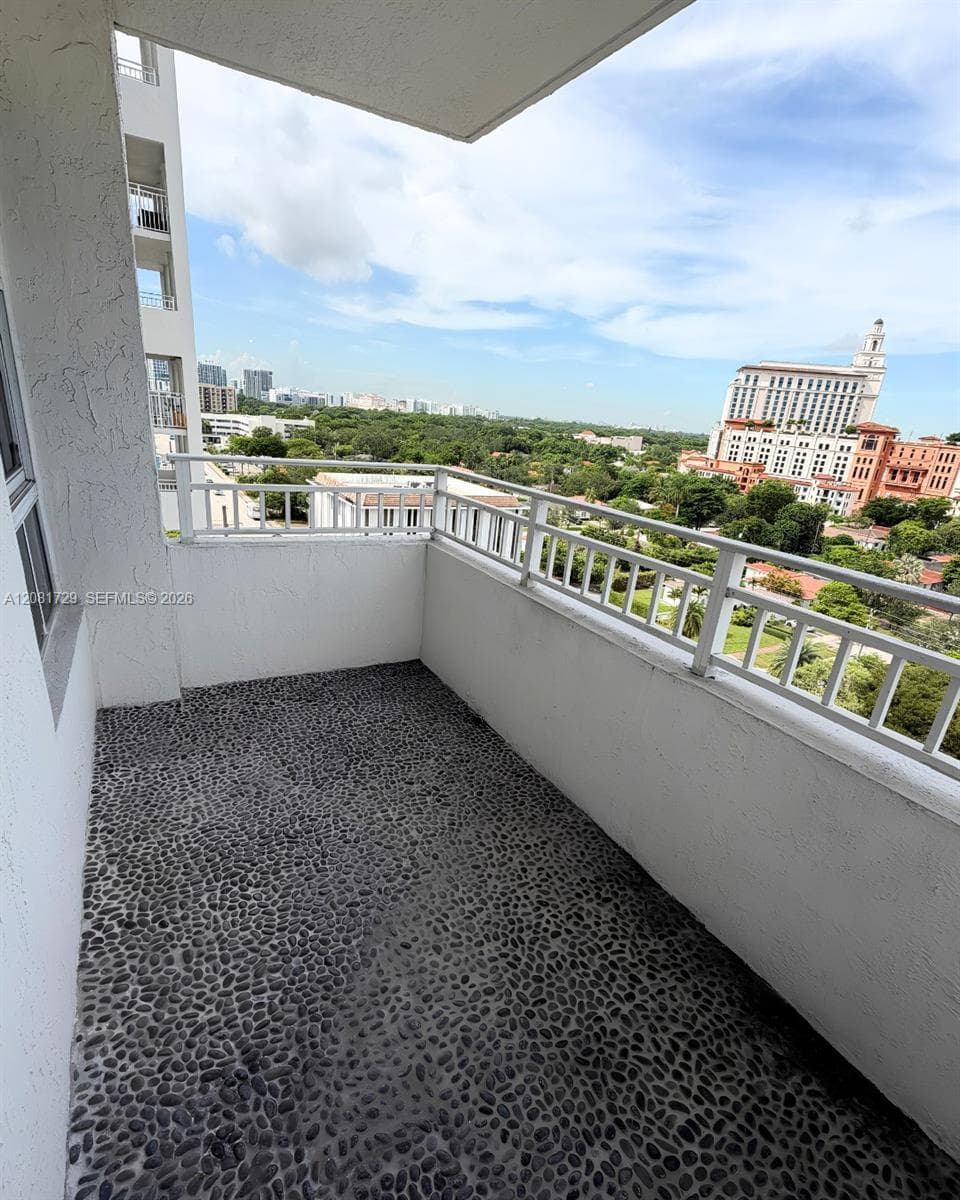 GABLES TERRACE CONDO · #1009 in Miami - Photo 11