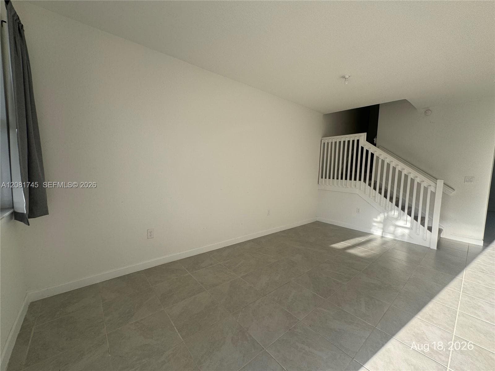 28567 SW 134th Ave photo 2