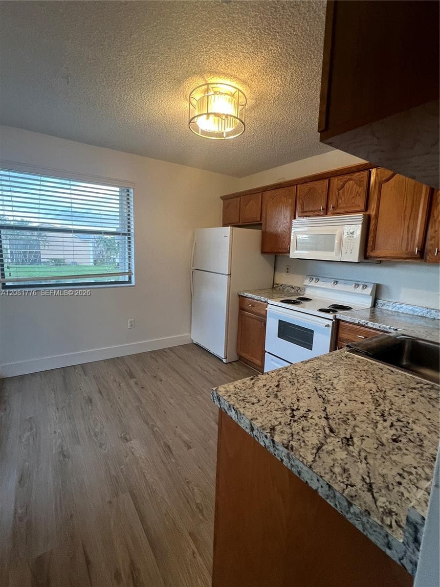 Lakeshore Community · #950H in Homestead - Photo 12