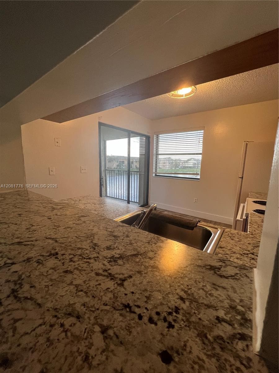 Lakeshore Community · #950H in Homestead - Photo 10