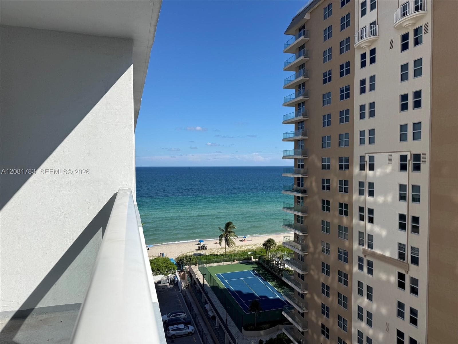 LA MER SOUTH · #1206 in Hallandale Beach - Photo 2