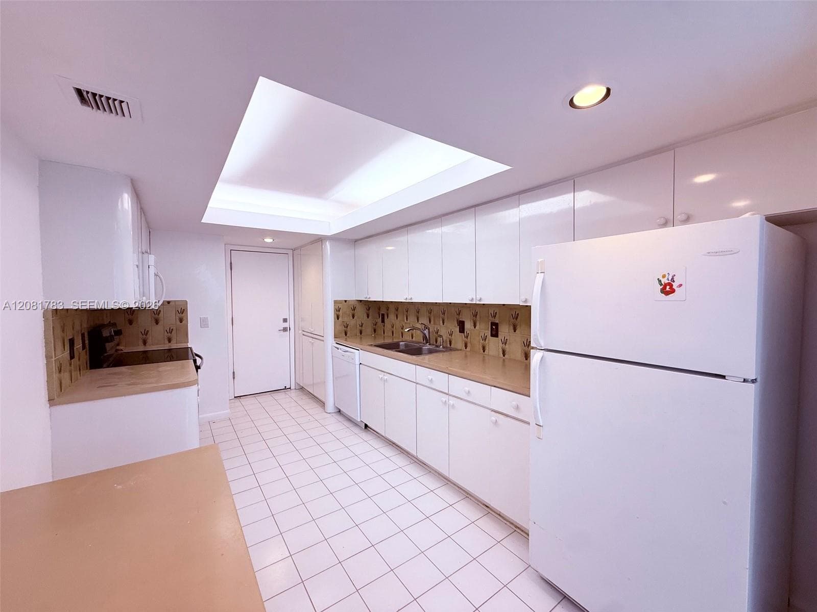 LA MER SOUTH · #1206 in Hallandale Beach - Photo 16