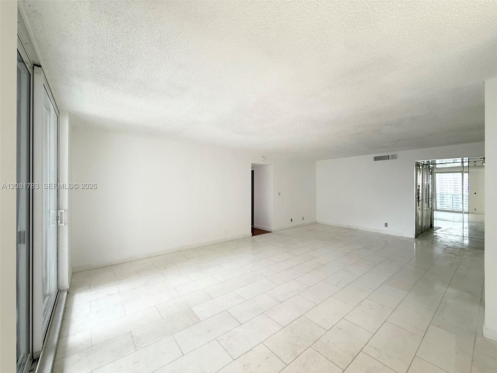 LA MER SOUTH · #1206 in Hallandale Beach - Photo 5