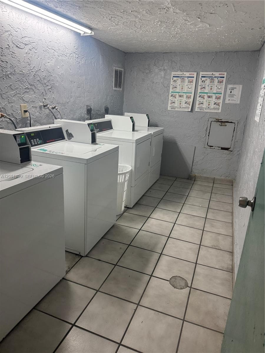 WESTLAND GARDENS CONDO · #201 in Hialeah - Photo 18
