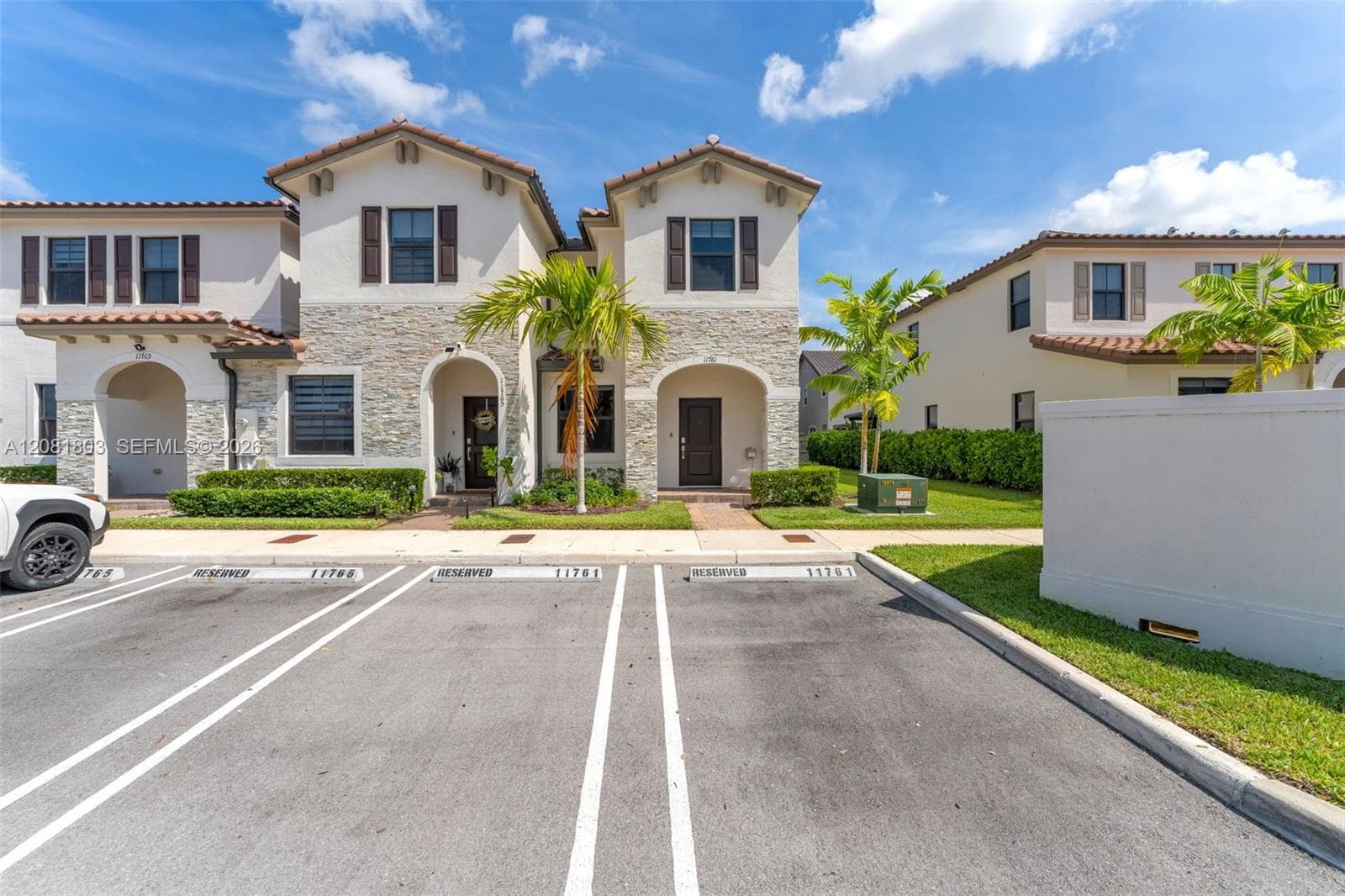 11761 SW 245th Ter #11761 photo 1