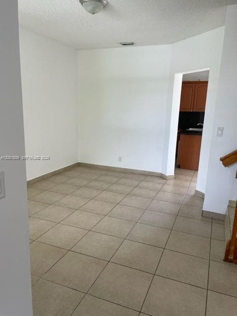 SIERRA RIDGE CONDO J-54 · #2 in Miami - Photo 3