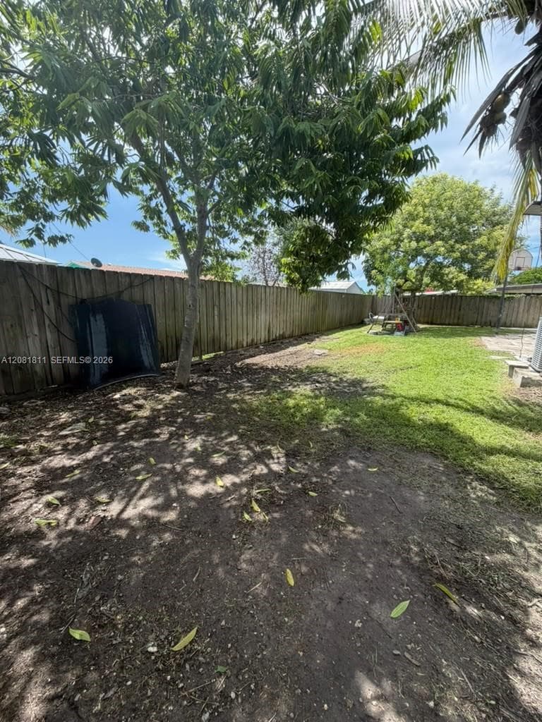 14480 SW 292nd St photo 22