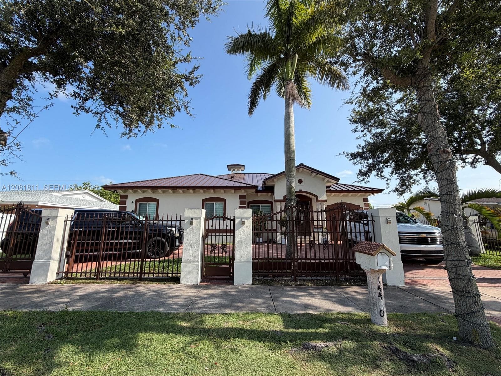 14480 SW 292nd St photo 1