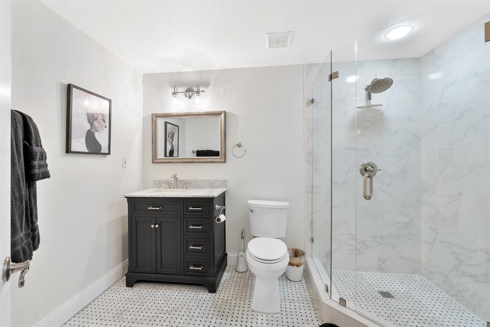 800 Uno Lago Dr U204_003