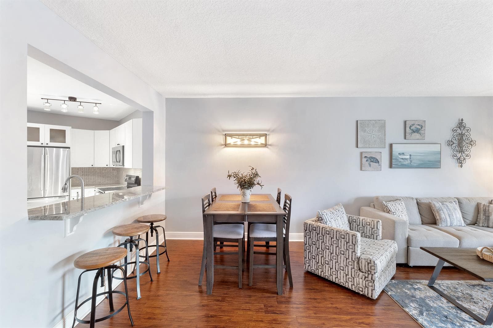 800 Uno Lago Dr U204_021