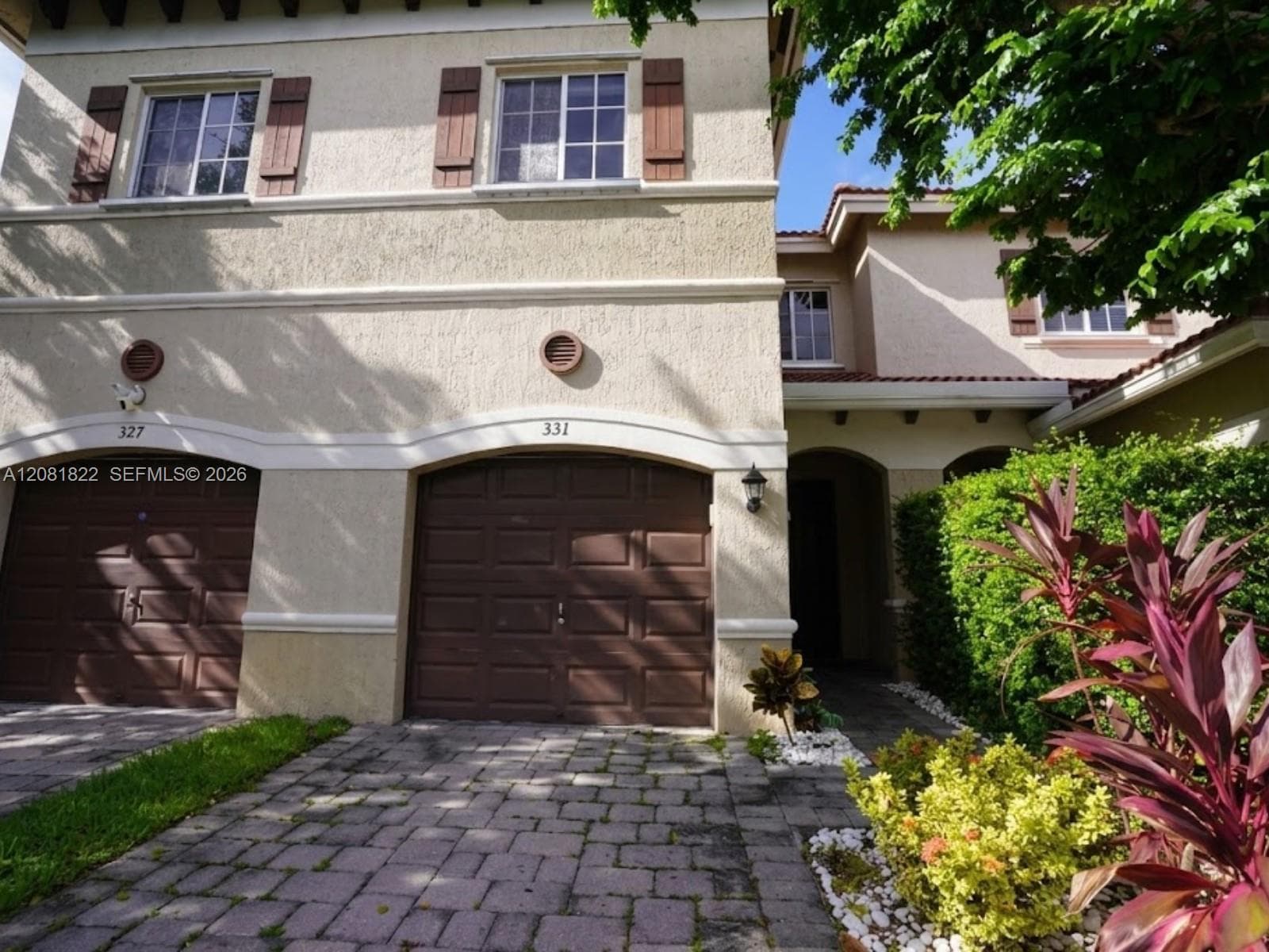 331 NE 47th Pl #331 photo 3