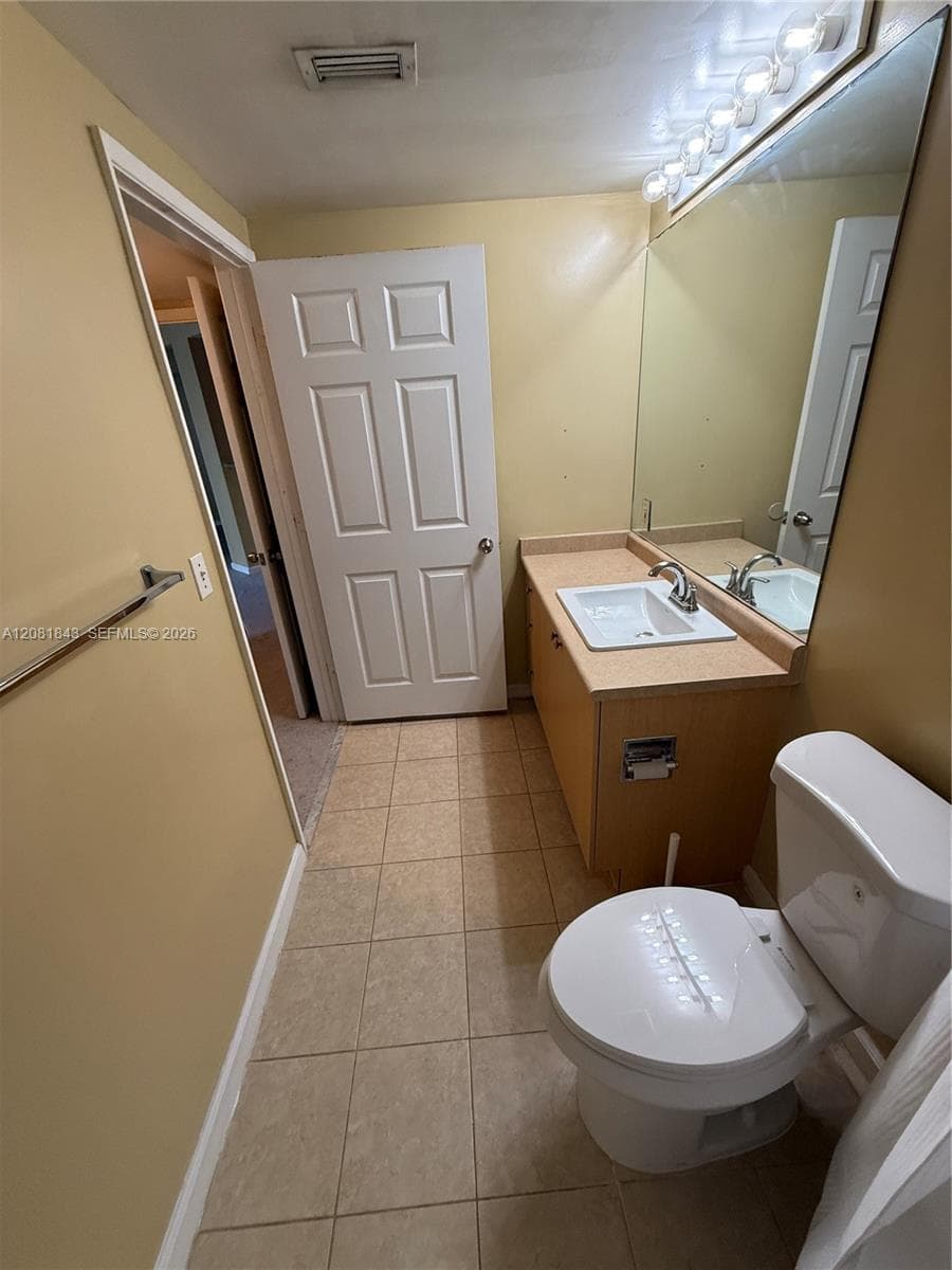 REGENT PARK CONDO · #608A in Hollywood - Photo 23