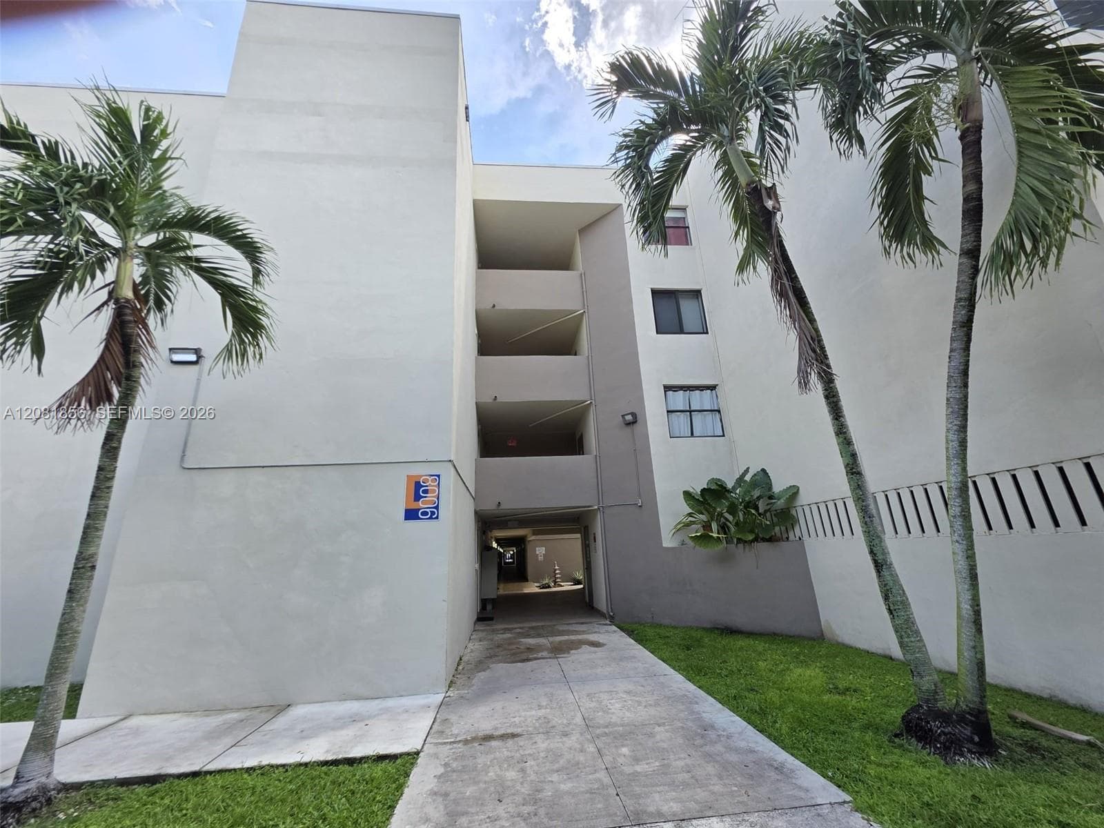 PEPPERMILL KENDALE LKS W · #D205 in Miami - Photo 3