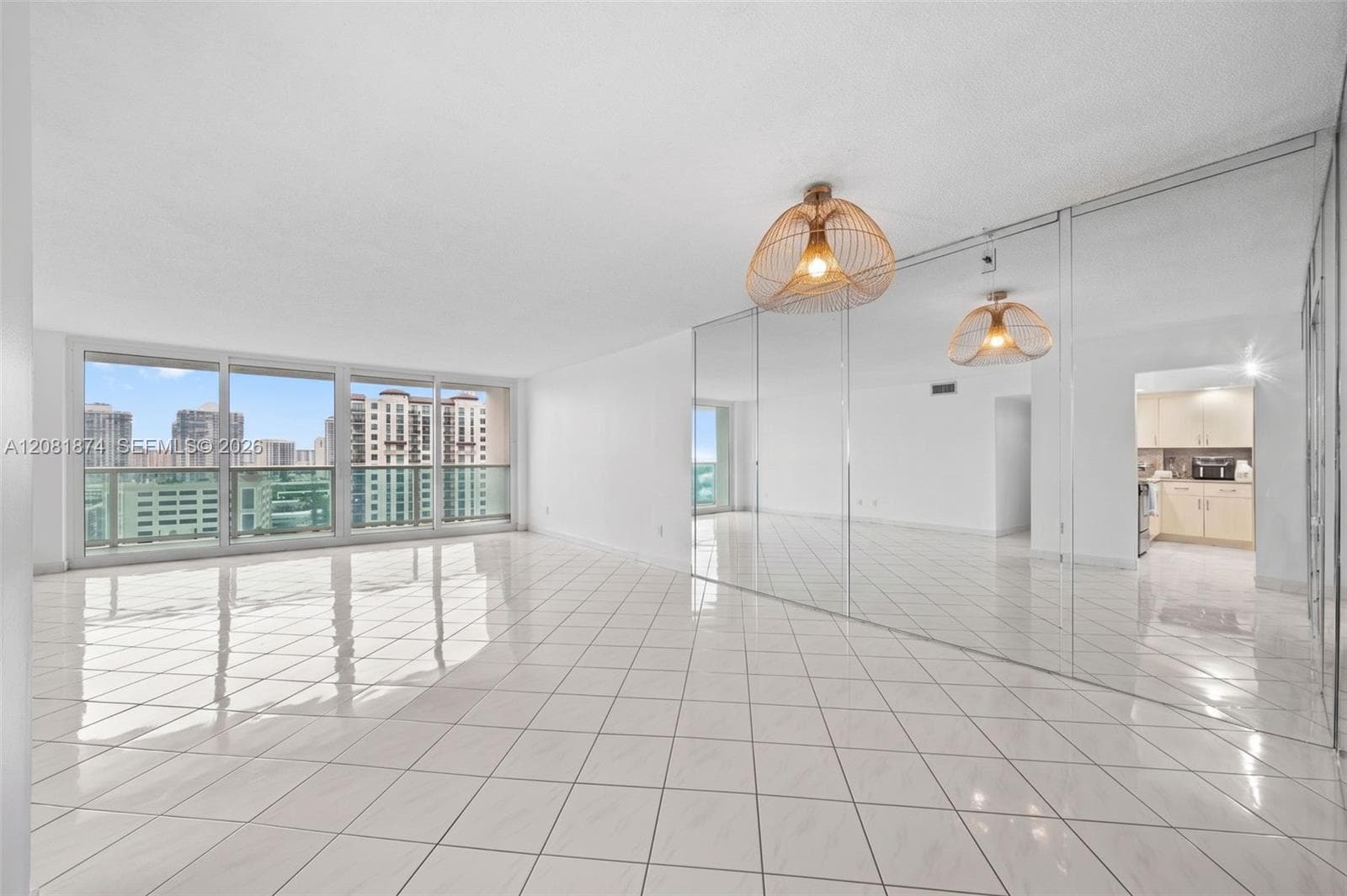 ARLEN HOUSE EAST CONDO · #1428 in Sunny Isles Beach - Photo 2