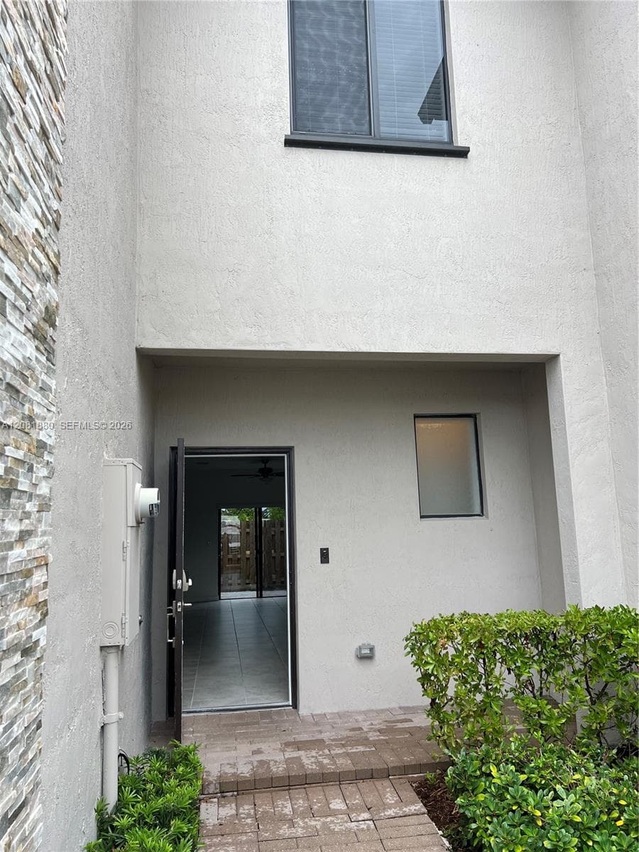 20578 NE 2nd Ct photo 13