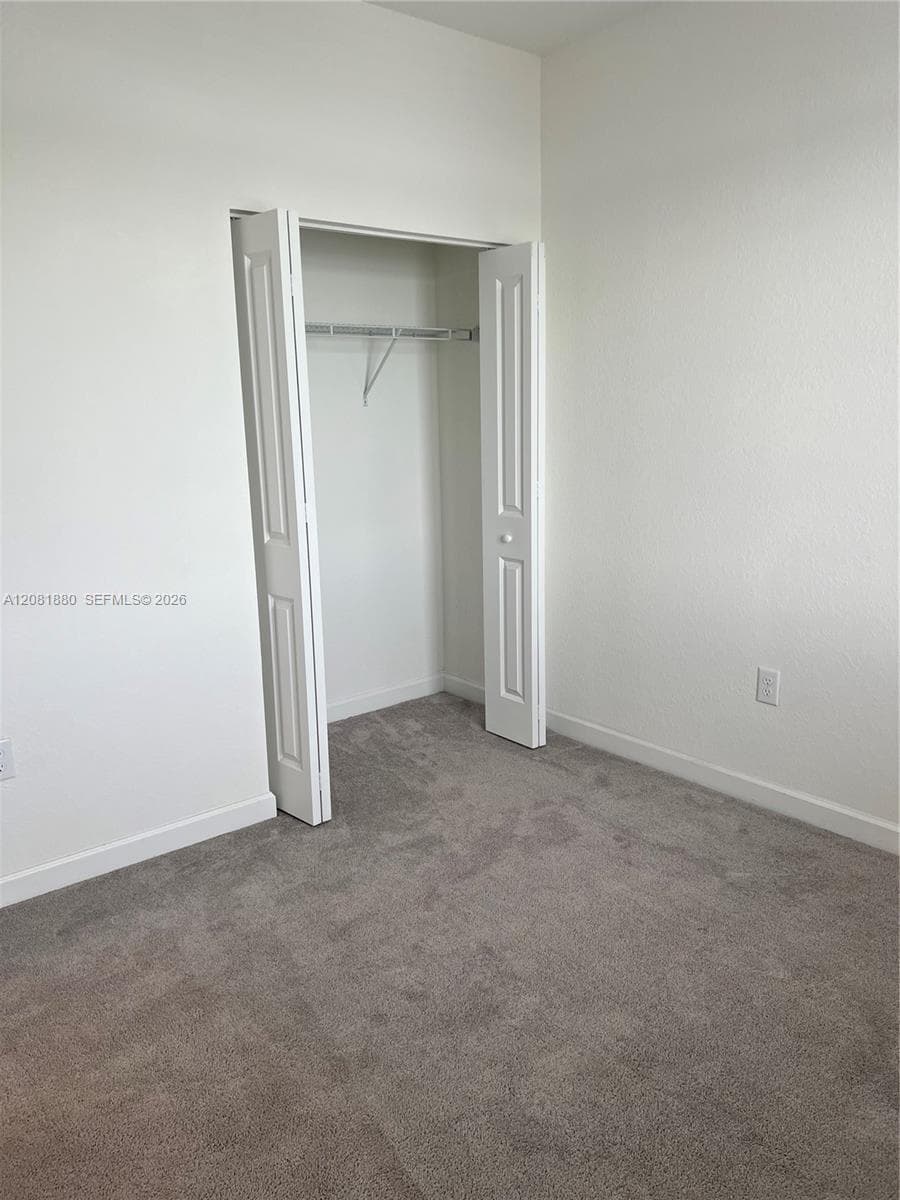 20578 NE 2nd Ct photo 15