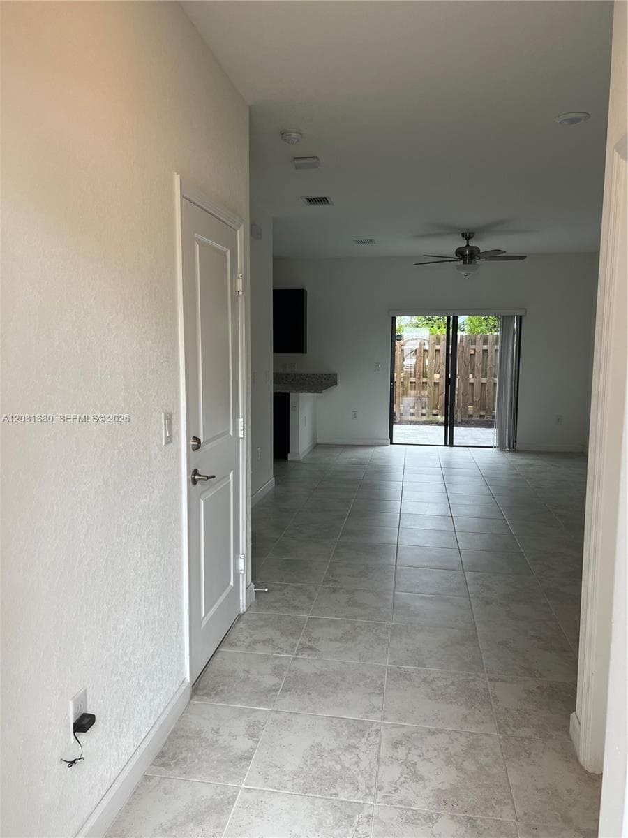 20578 NE 2nd Ct photo 11