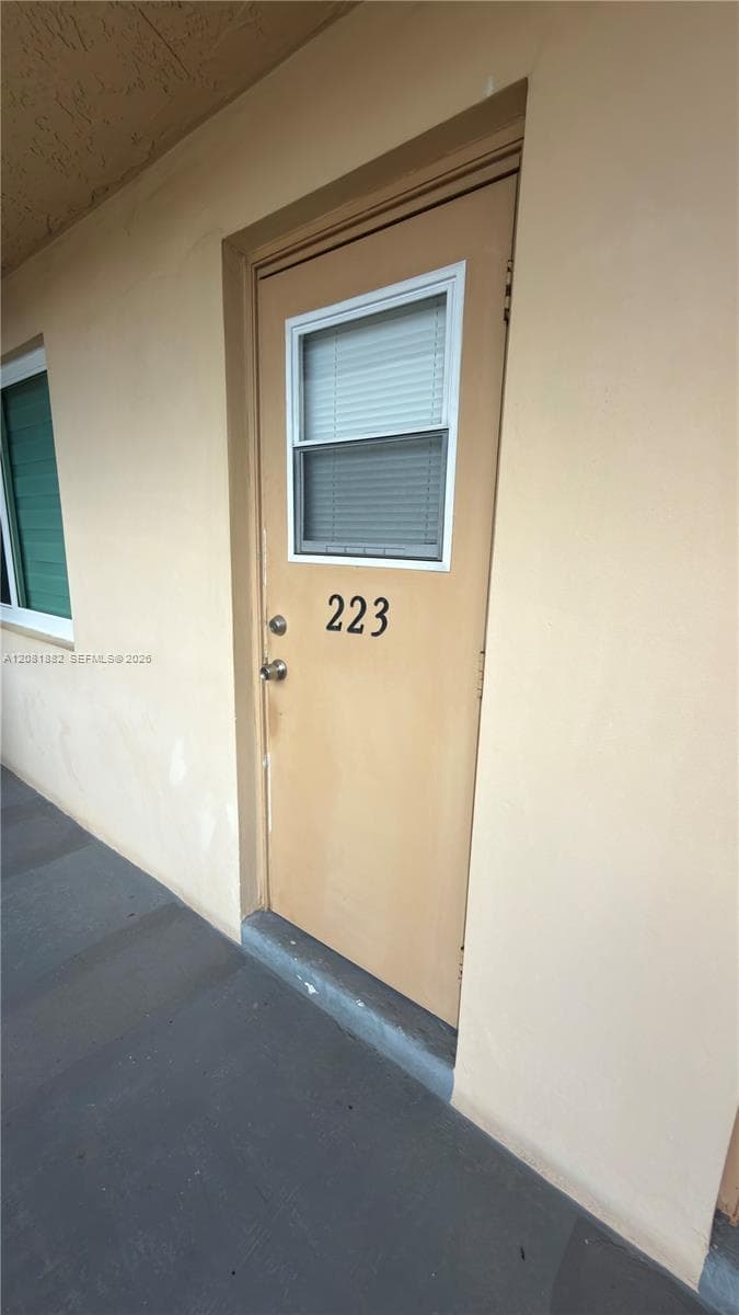 WARRENTON HOUSE CONDO · #223 in Hollywood - Photo 29