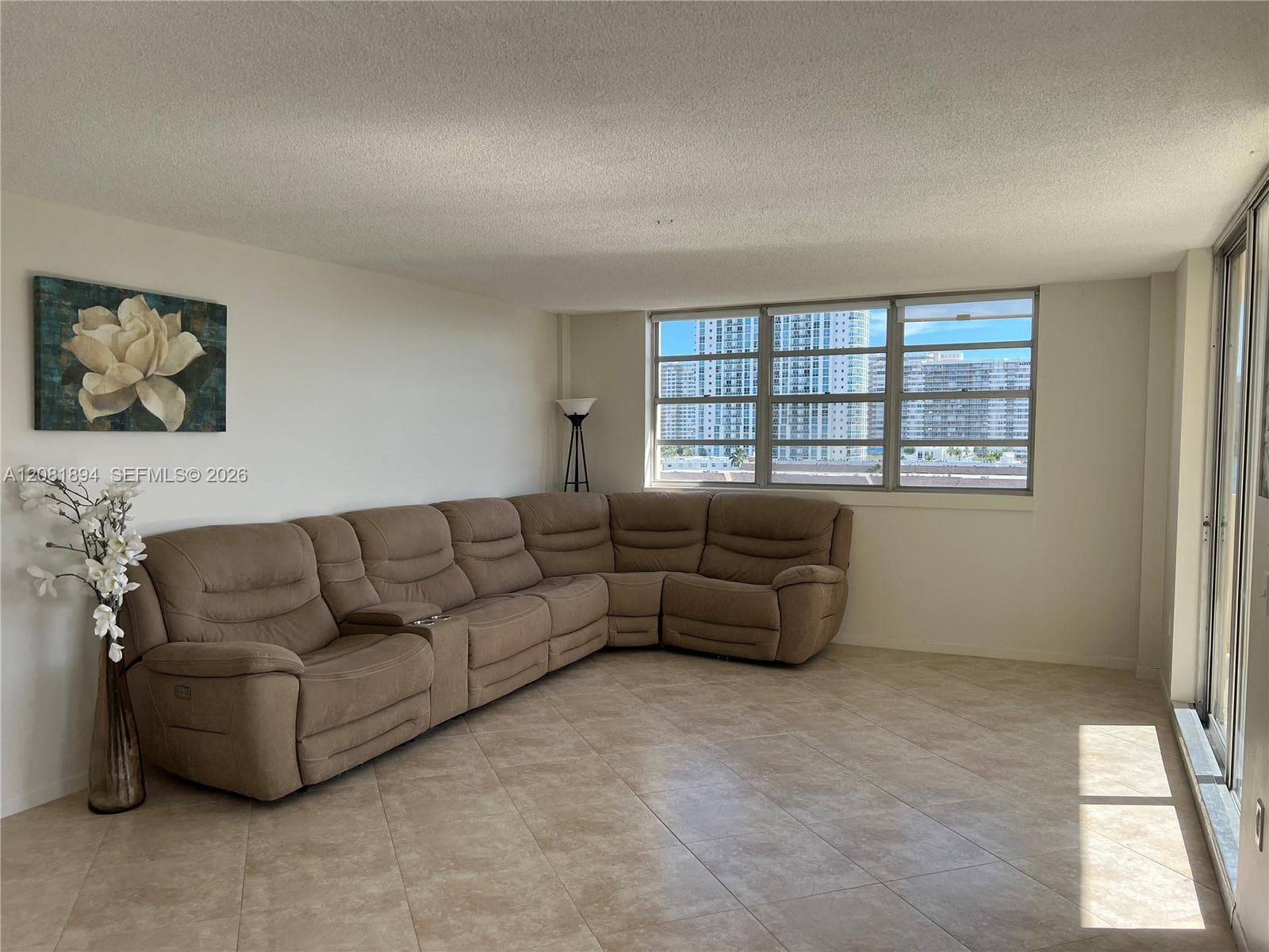 PLAZA TOWERS NORTH CONDO · #812 in Hallandale Beach - Photo 6