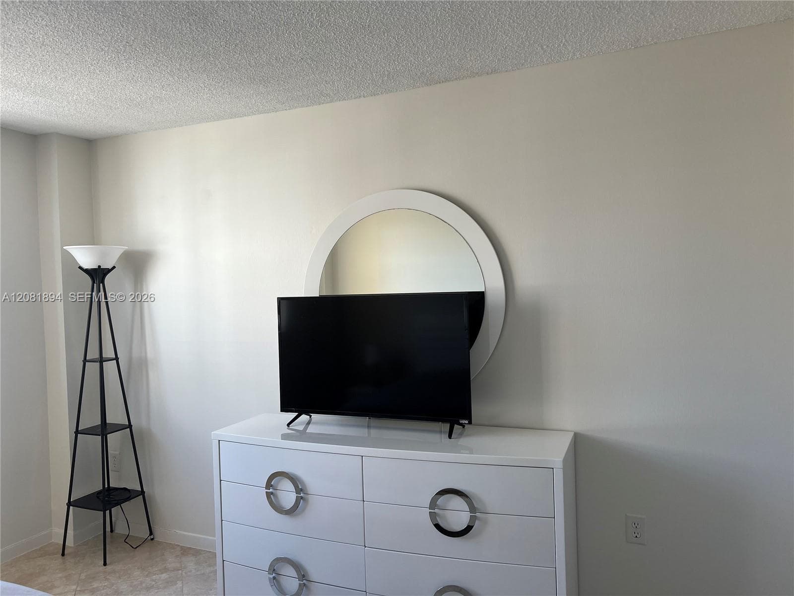 PLAZA TOWERS NORTH CONDO · #812 in Hallandale Beach - Photo 24