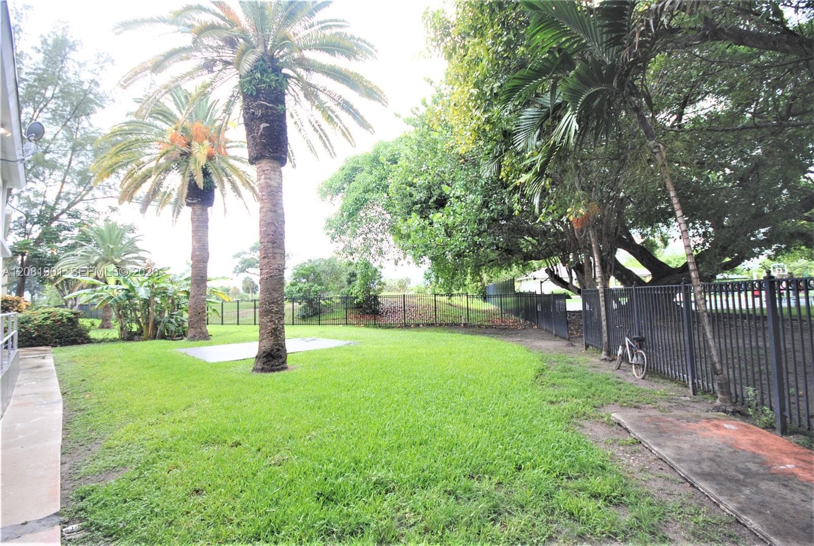 SHORE DRIVE CONDO · #4B in Miami Beach - Photo 15