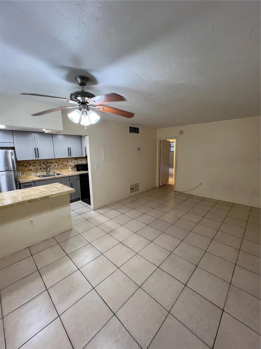 1515 CORAL TOWERS CONDOMI · #407 in North Miami - Photo 2