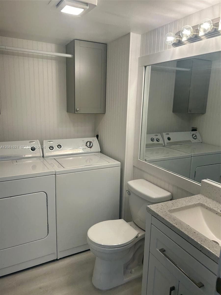Laundry & 1/2 bath