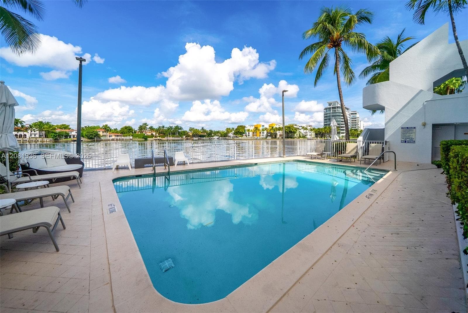 LA RIVE GAUCHE CONDO · #1004 in Miami Beach - Photo 15