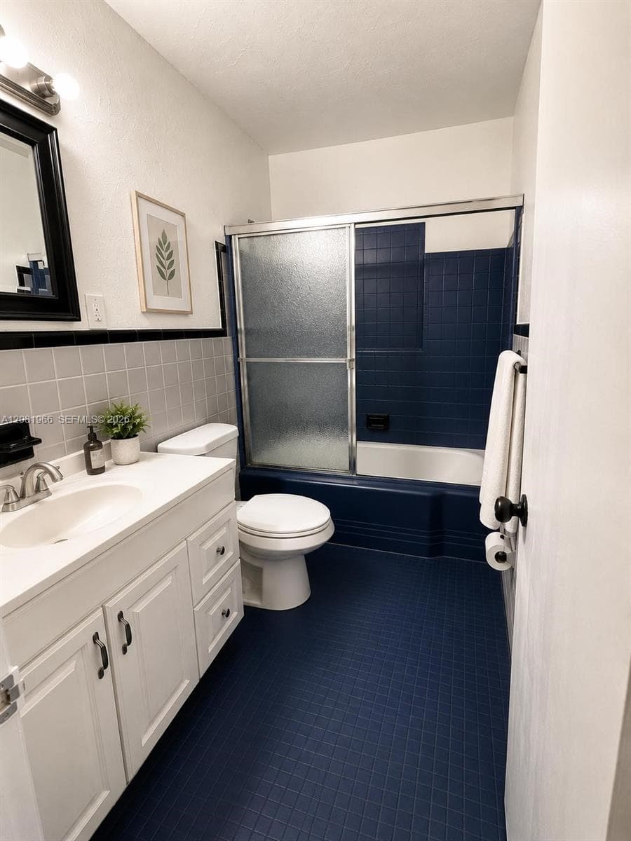 204 SW 7th Ave photo 7