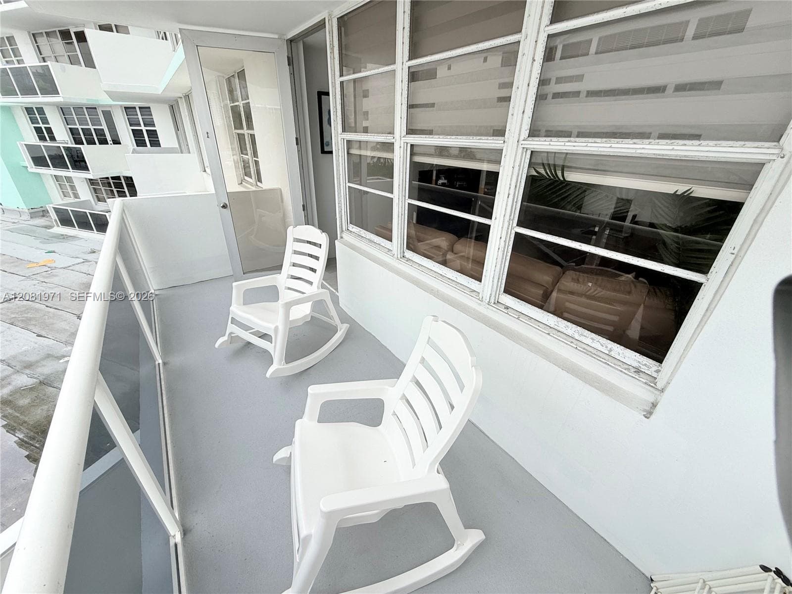 SEA AIR TOWERS CONDO · #423 in Hollywood - Photo 20