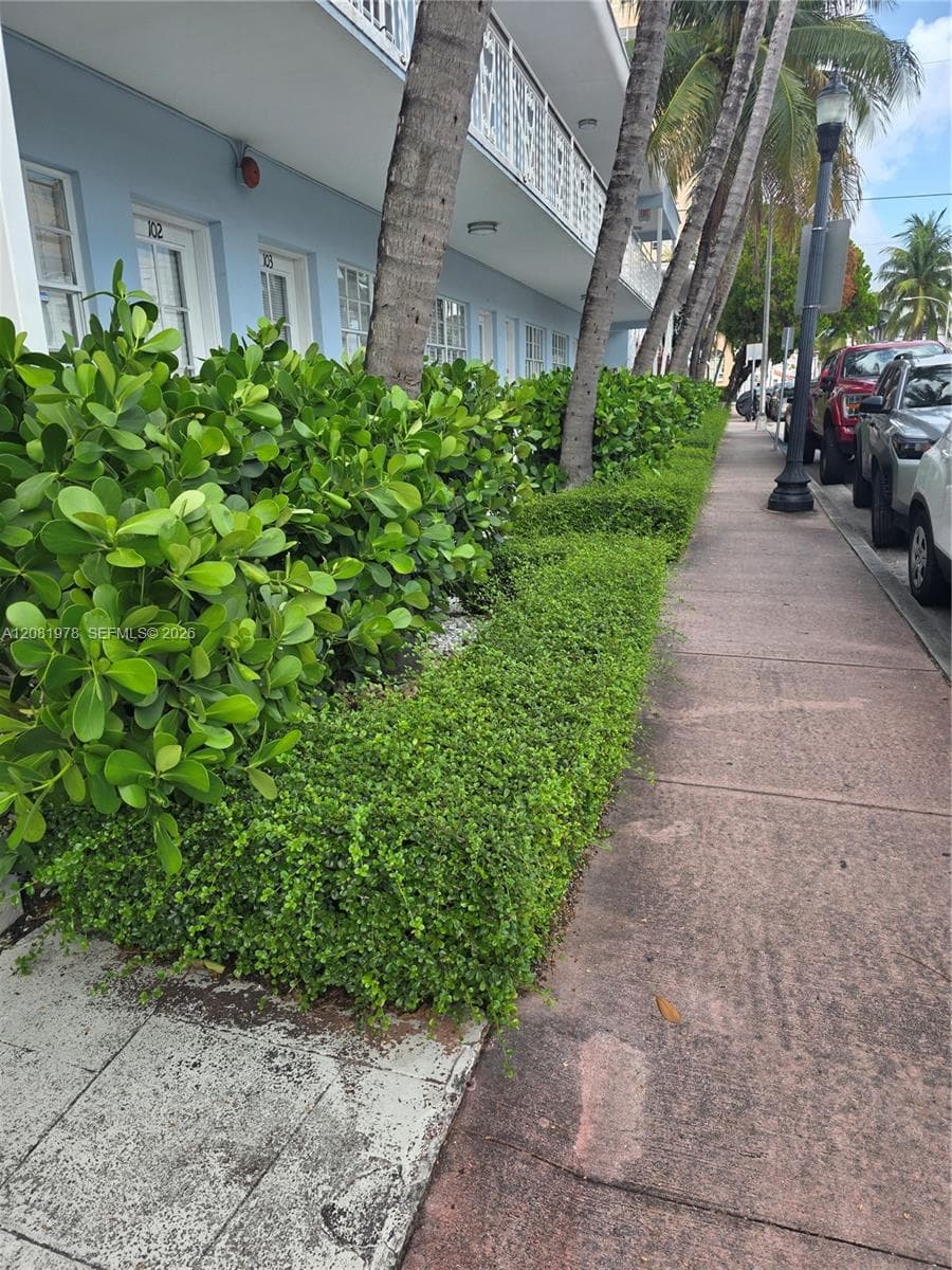 EIGHT PALMS CONDO · #202 in Miami Beach - Photo 14
