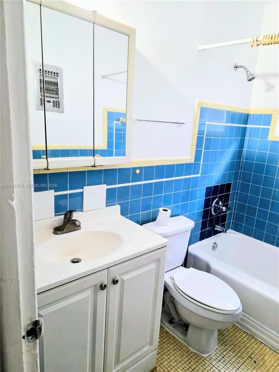 EIGHT PALMS CONDO · #202 in Miami Beach - Photo 4