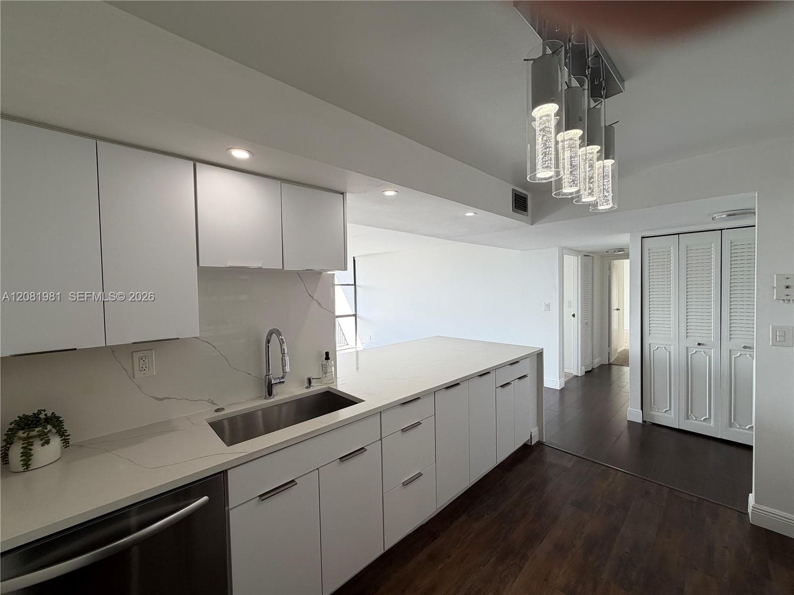 OCEANVIEW PARK CONDO · #531 in Hallandale Beach - Photo 23