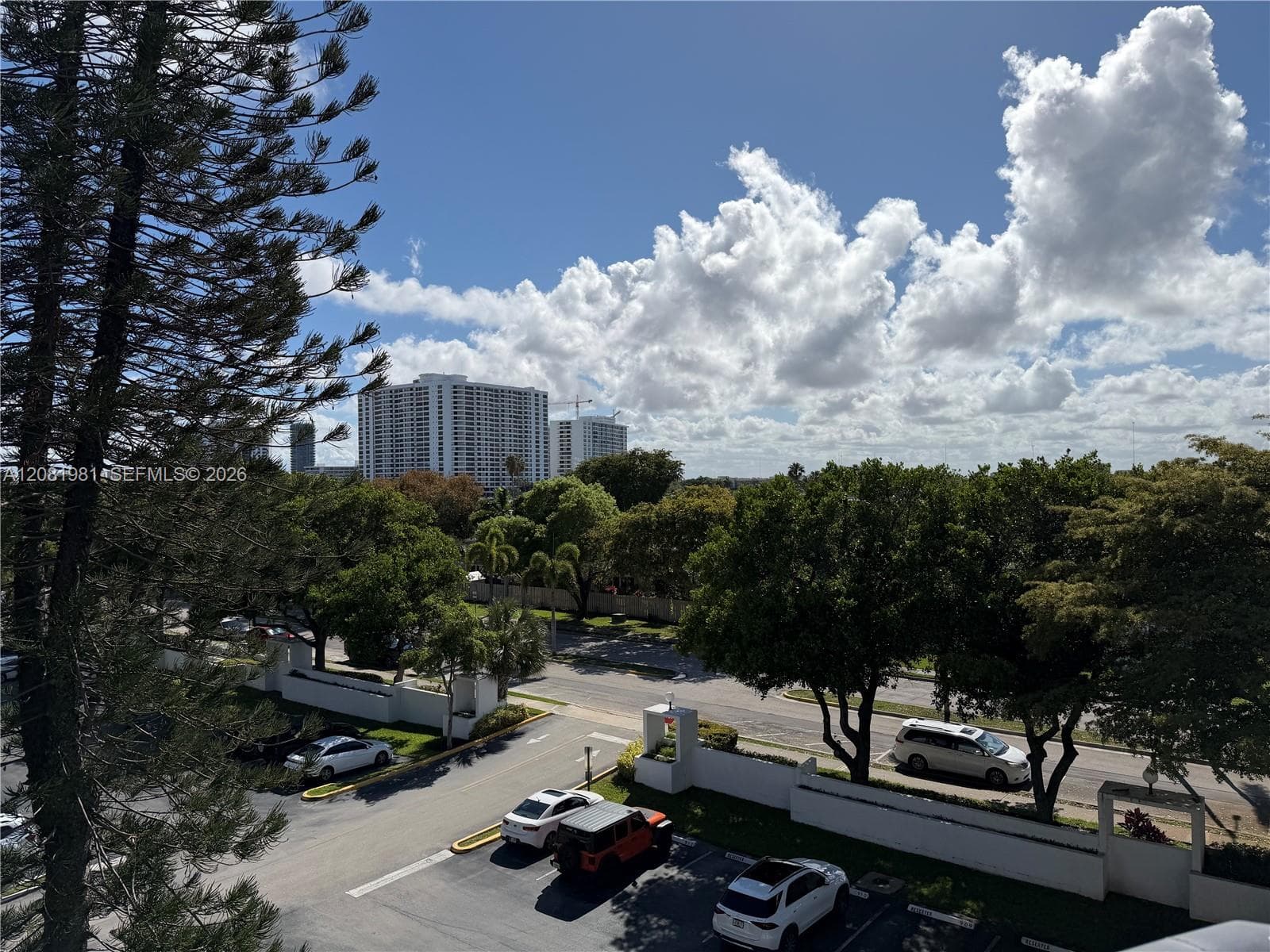 OCEANVIEW PARK CONDO · #531 in Hallandale Beach - Photo 6