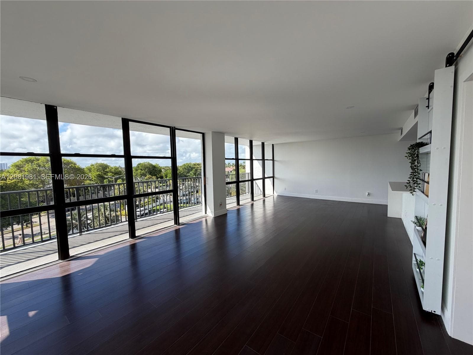 OCEANVIEW PARK CONDO · #531 in Hallandale Beach - Photo 12