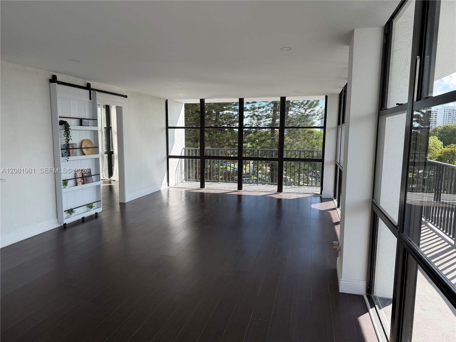 OCEANVIEW PARK CONDO · #531 in Hallandale Beach - Photo 3